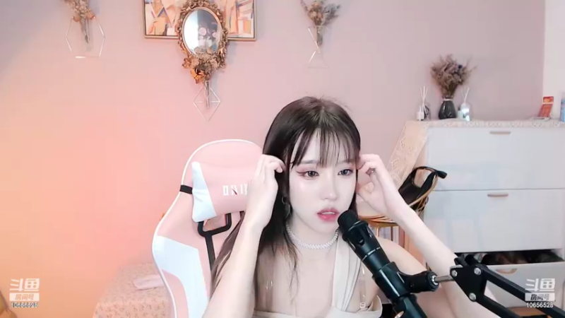 【2022-03-26 18点场】唐6儿：唐6儿的直播间