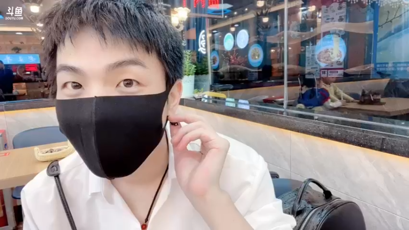 【2022-03-27 19点场】douyu小漠：广州：等你来狙击