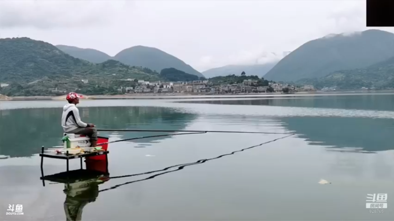 【2022-03-29 03点场】中华户外钓鱼：开播啦！钓鱼休闲时光