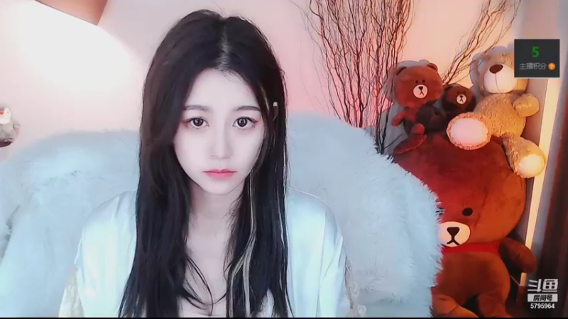 【2022-03-30 18点场】Sa叁儿：【成都】等一个超级无敌宠我的人