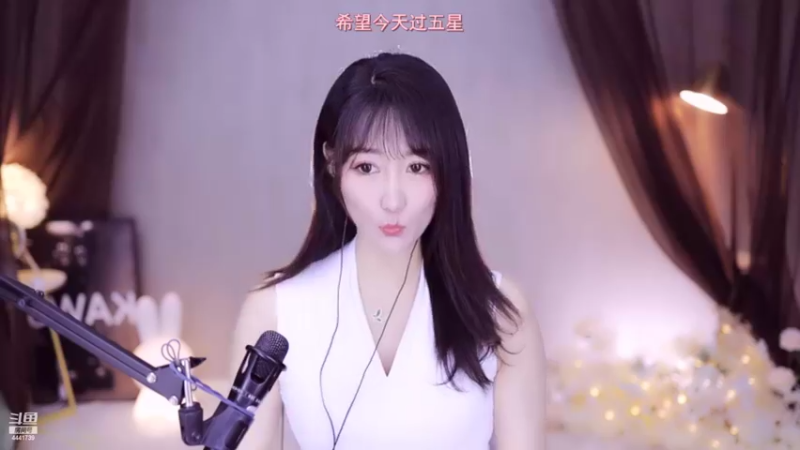 【2022-03-29 22点场】Jue美娘：永远相信光 4441739