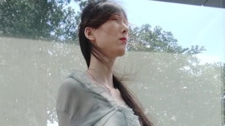 雪姬正在直播煎个土豆