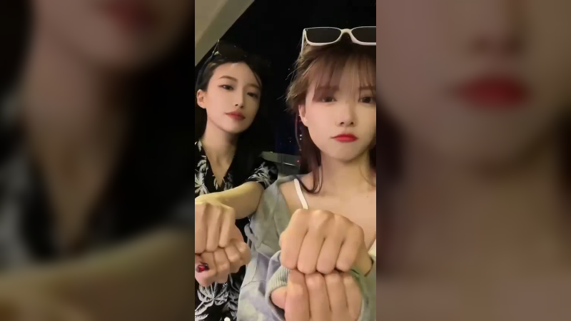 你们评评理，谁拉的好