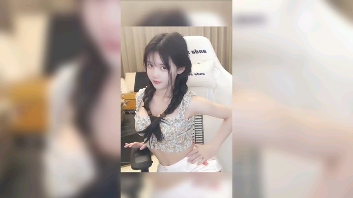 编号0613发布了一个斗鱼视频2022-04-01