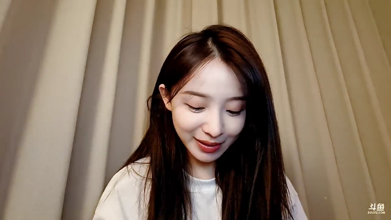 我在斗鱼看二珂直播音乐