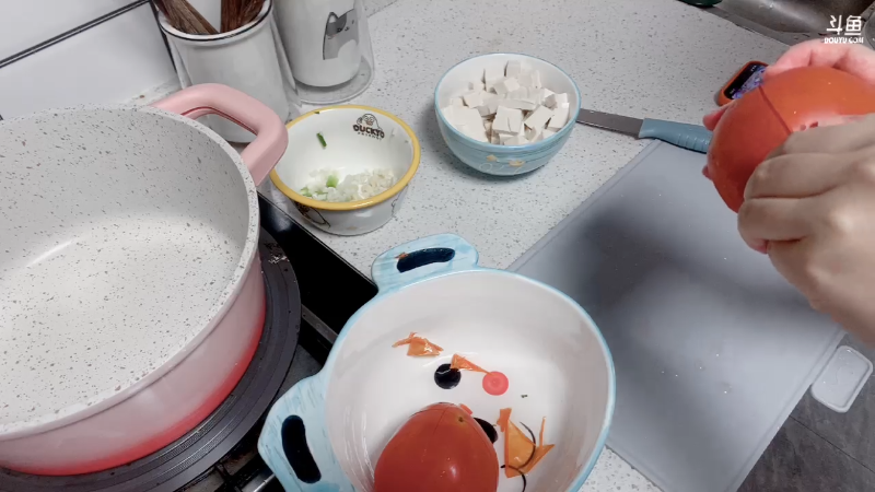 边做边吃？