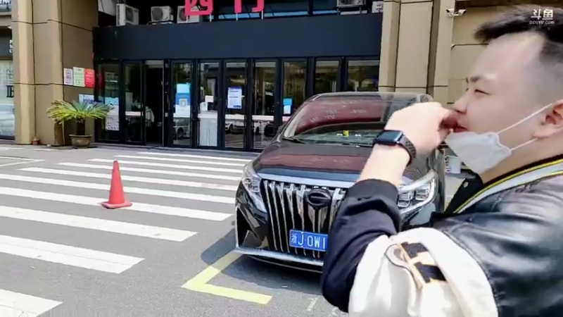 【2022-04-02 12点场】赛文柒Seven：杭州服装内卷现象（杭州）