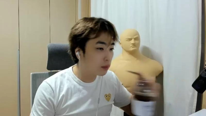 【2022-04-01 21点场】ow小青蛙：最后一天的直播