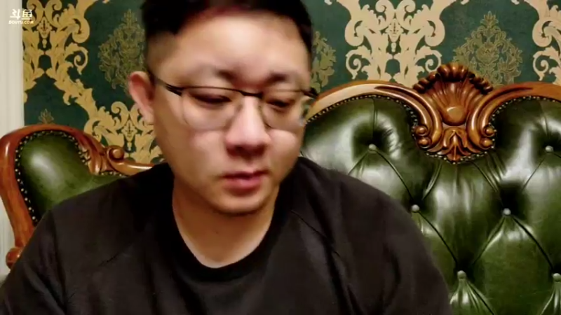 【2022-04-02 20点场】小鱼小鱼吃虾米：二台：轩辕手游玩玩~