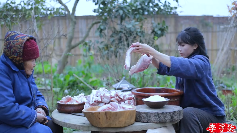 我在斗鱼看李子柒liziqi直播美食