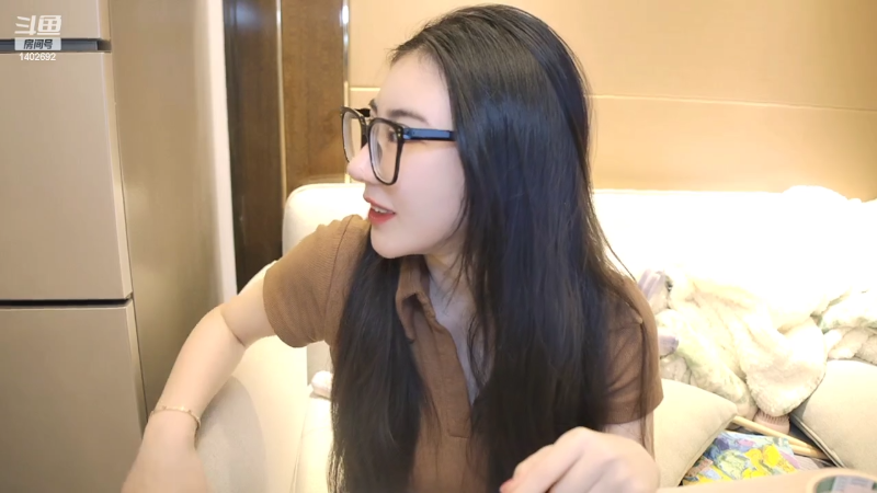 【户外】XX是个坏女人的精彩时刻 20220403 22点场