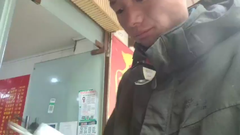 【2022-03-31 08点场】叶子户外：《纪实直播》结束回成都做盲盒求生