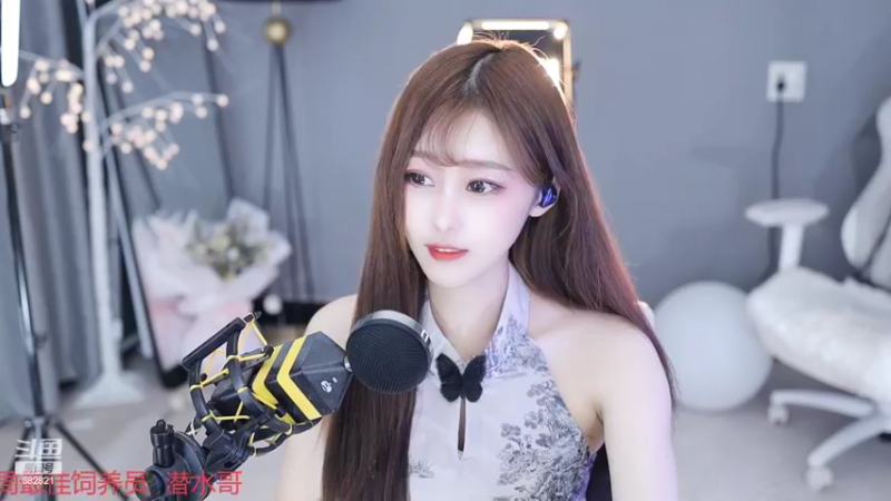 【2022-04-03 18点场】苏小懒38D：呆萌懒妹无敌射手嘎嘎乱杀