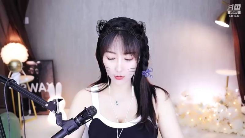 【2022-04-04 19点场】Jue美娘：永远相信光 4441739