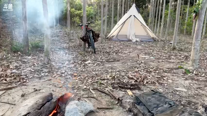 【2022-04-04 18点场】主播阿郎：海南环岛游26手机找到了