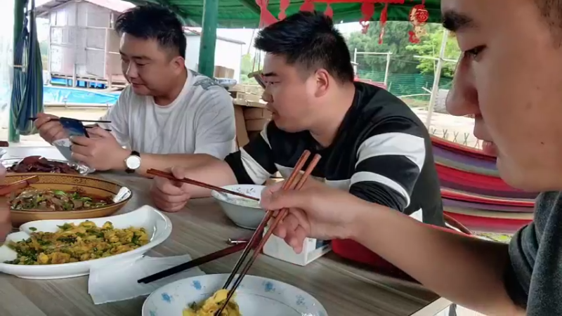 【2022-04-05 12点场】川味箩卜：新的一天冲冲冲 757122