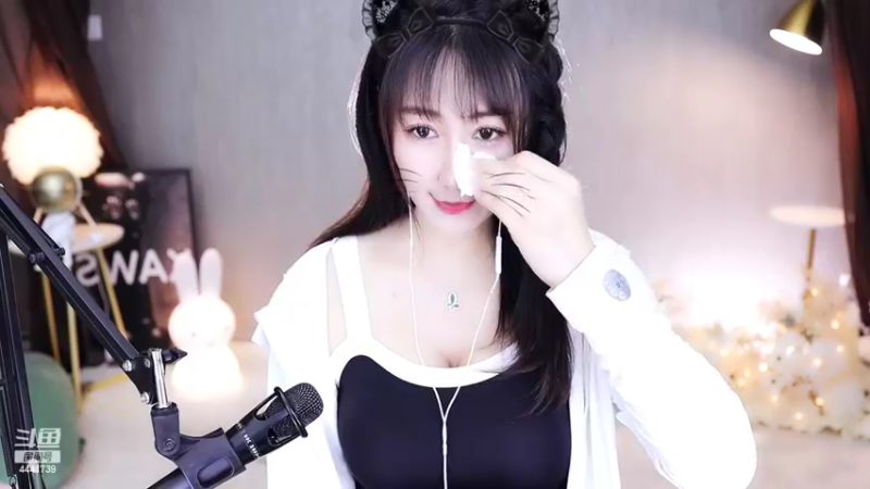 【2022-04-04 21点场】Jue美娘：永远相信光 4441739