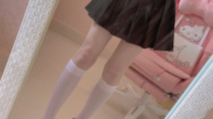 蜜桃冻QuQ发布了一个斗鱼视频2022-04-05