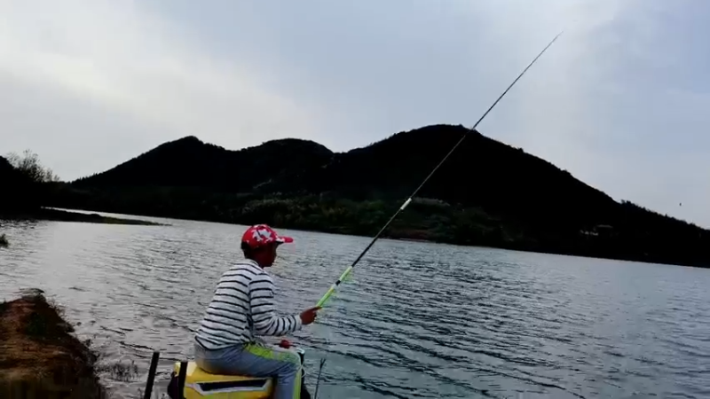【2022-04-06 15点场】中华户外钓鱼：开播啦！钓鱼休闲时光