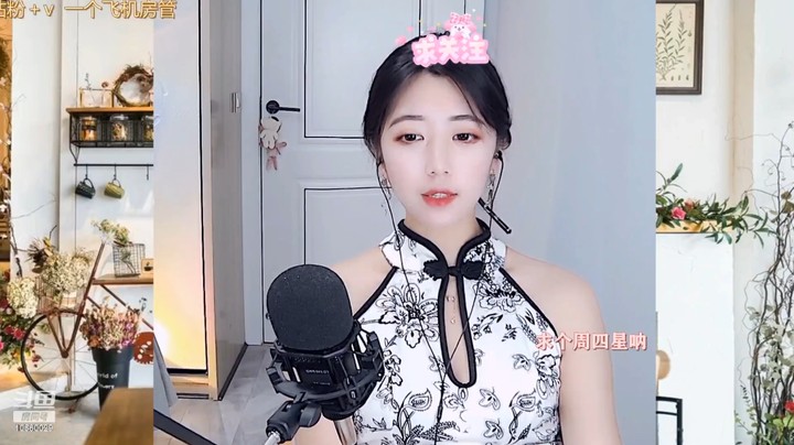 诗小北美女小姐姐穿旗袍唱歌真好听