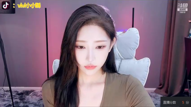【2022-04-05 22点场】VIVI小小酥：四倍亲密度  ！ 又心软的神吗