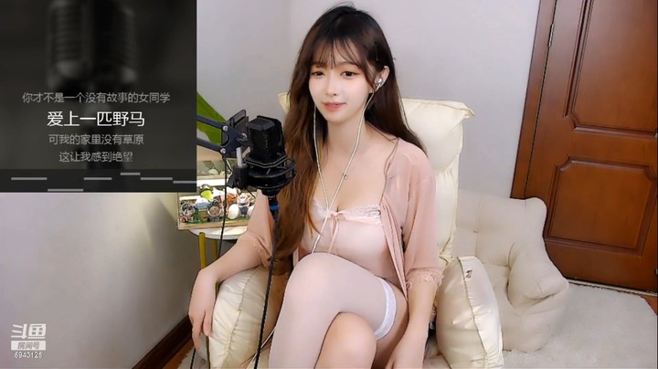 十四小天使美女小姐姐唱歌真好听啊