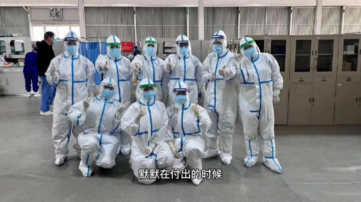 云在看的诗歌朗诵《守护幸福》