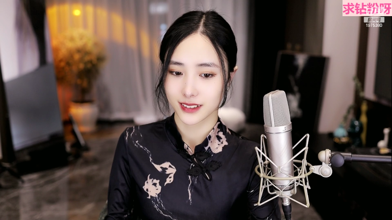 我在斗鱼看沫沫同学丶直播舞蹈