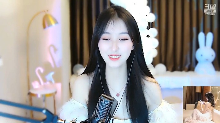 goddess欣儿美女小姐姐唱歌很好听啊，音色不错啊