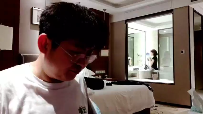 【2022-04-08 00点场】火力堂主：千辛万苦！终于到了！