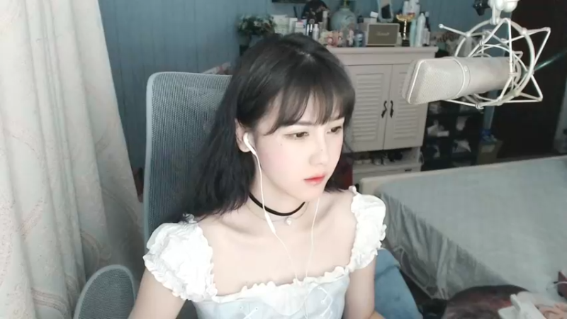 【2022-04-07 22点场】iu可可曾：黑夜里的烟火，