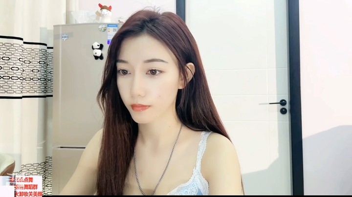 小米娅美女小姐姐真好看啊