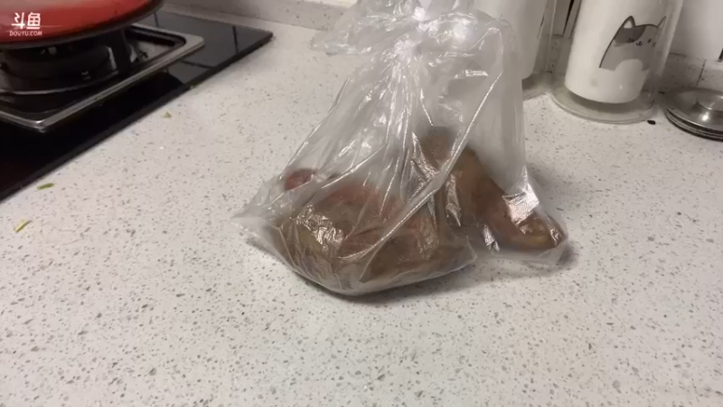 【2022-04-12 17点场】一条小团团OvO：【双倍】今天家里来客人啦~