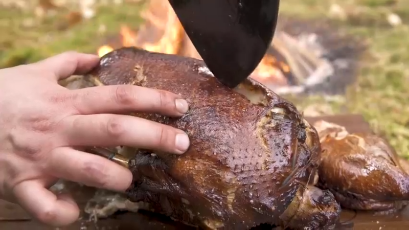 荒野火厨2烤鹅肉