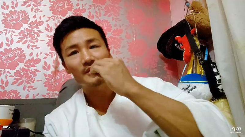 【户外】黑人毅的精彩时刻 20220415 22点场