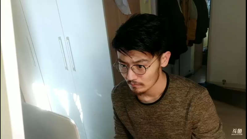 【2022-04-07 15点场】Z火炎炎123：封闭在家办公的摄像头