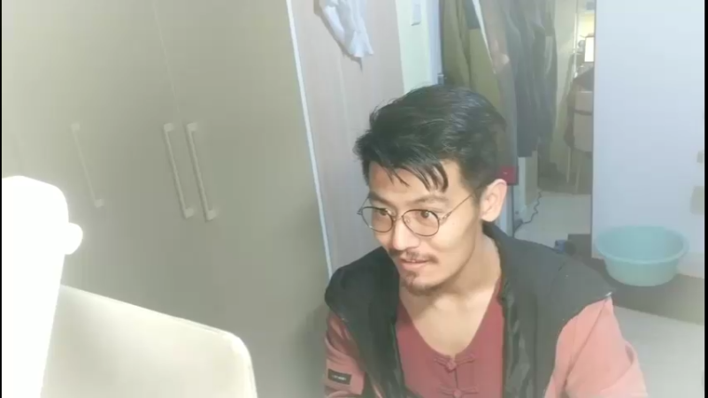 【2022-04-13 21点场】Z火炎炎123：封闭在家办公的摄像头