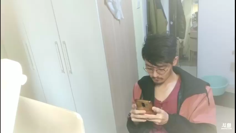 【2022-04-13 11点场】Z火炎炎123：封闭在家办公的摄像头