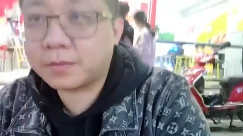 【2022-04-16 21点场】小鱼小鱼吃虾米：好久不见，我到兰州了