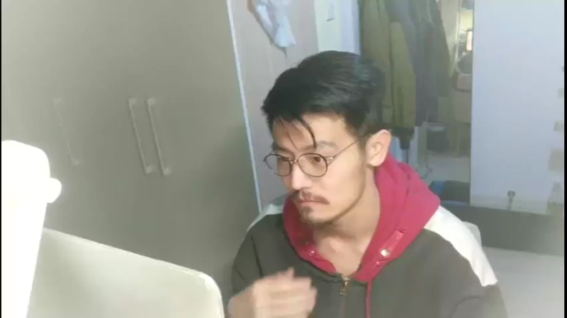 【2022-04-15 23点场】Z火炎炎123：封闭在家办公的摄像头