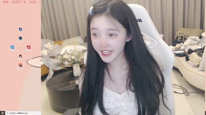 美女布丁说话真搞笑啊，大家都说不过