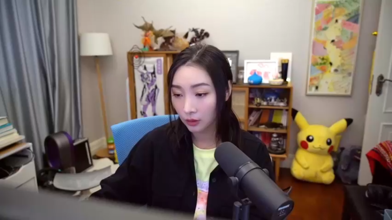 【2022-04-17 15点场】女流66：156277直播间