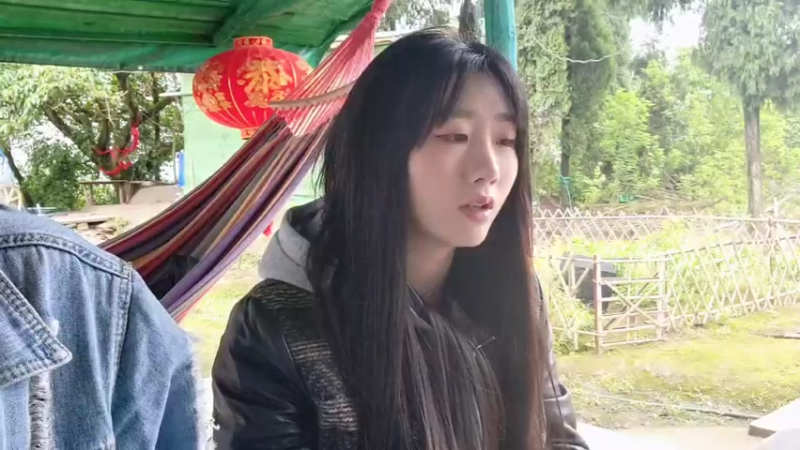 【2022-04-17 12点场】川味箩卜：18点接最美小姐姐~