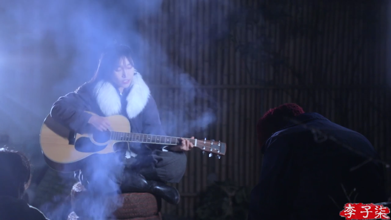 我在斗鱼看李子柒liziqi直播美食