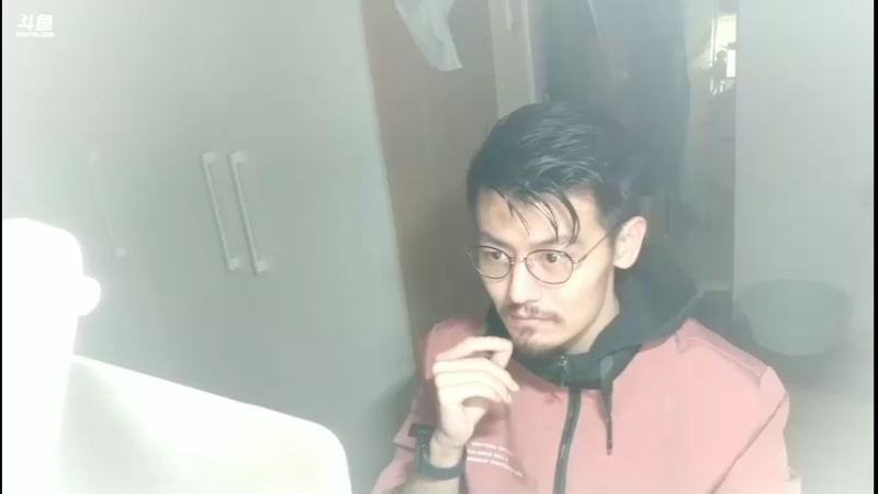 【2022-04-14 19点场】Z火炎炎123：封闭在家办公的摄像头