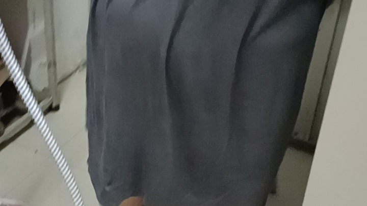 宿舍走廊垃圾堆积成山