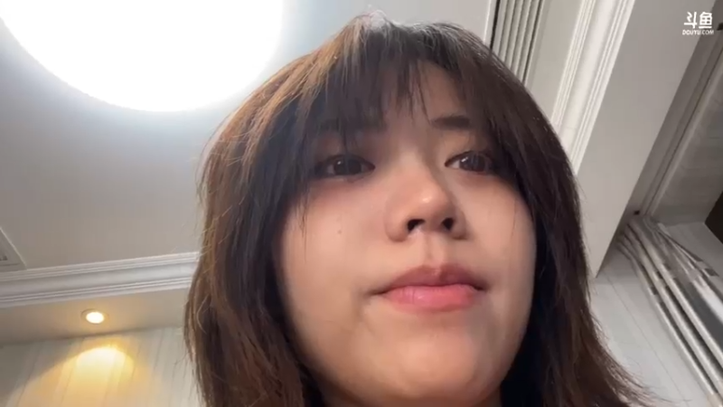 【2022-04-12 22点场】一番少侠29：上海宅家第35天，吃饭了！