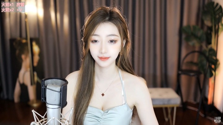泡芙妹妹真漂亮，可爱啊