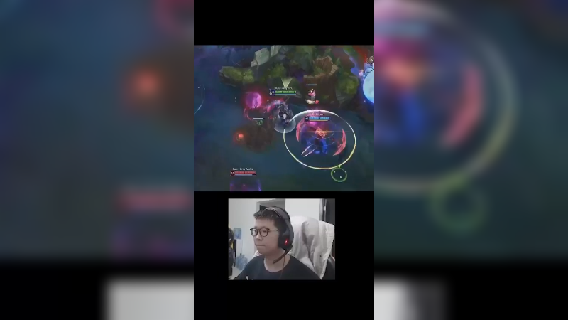 看我表情，波澜不惊。