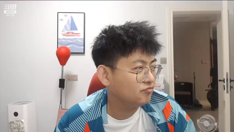 【2022-04-18 22点场】火力堂主：出来走走，普通的一天！
